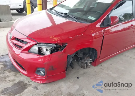 2013 Toyota Corolla S z USA, uszkodzony, nr VIN 2T1BU4EE9DC005072